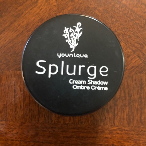 Younique Eye Shadow Grateful - Picture 4 of 7
